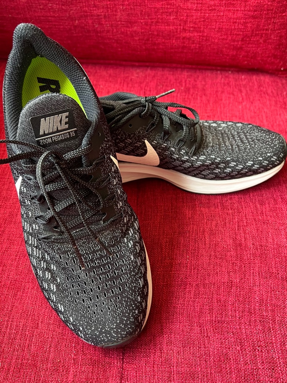 Nike Air Zoom Pegasus 35 Running Shoes Men’s Size 10 Black/White